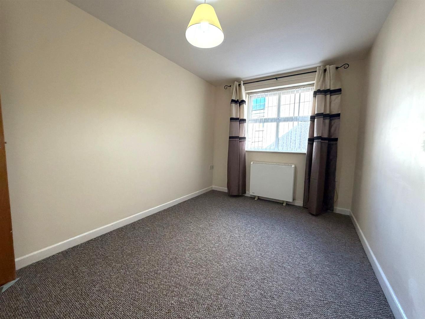 Dumbarton House Court , Bryn Y Mor Crescent, Swansea, SA1 4QX